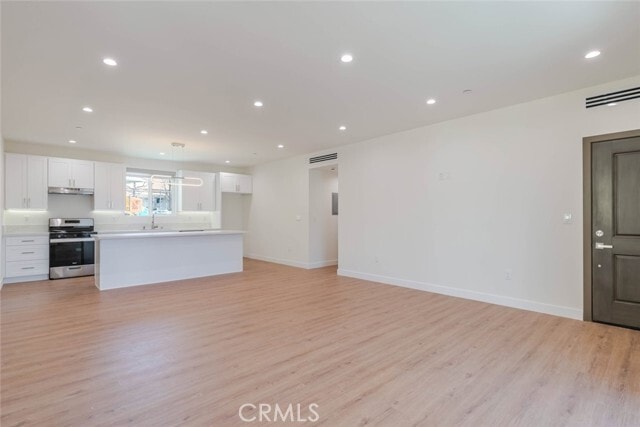 Building Photo - 10230 Tujunga Canyon Blvd