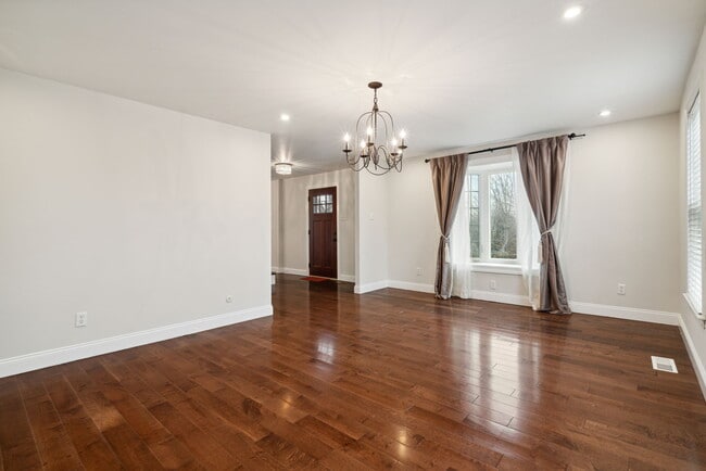 Living Room - 100 Rennard Ter