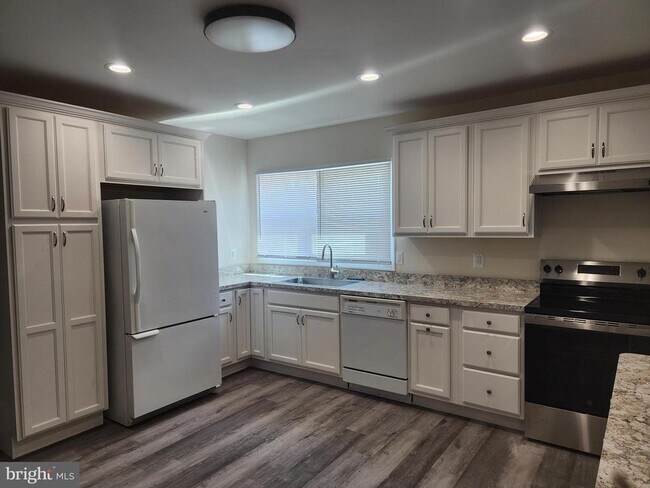 Building Photo - 38525 Chaptico Rd