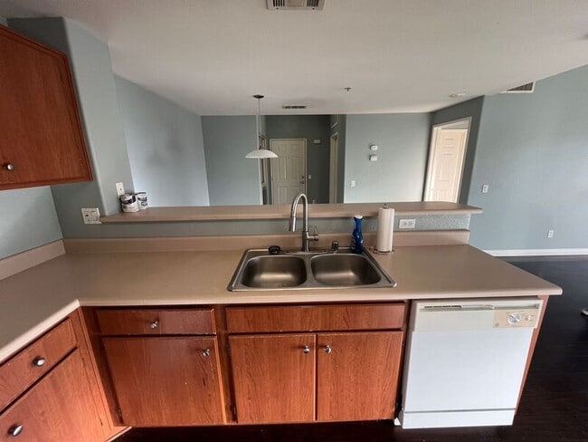 Building Photo - 44740 Adam Ln