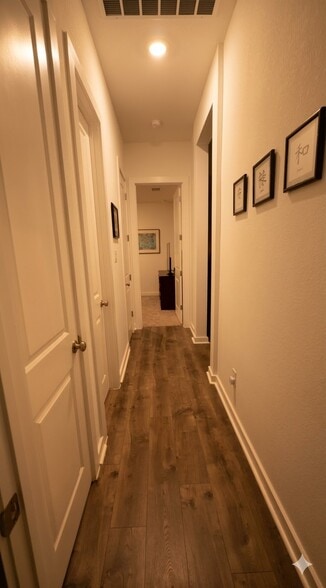 private hallway - 20816 Rowston Manor Ln
