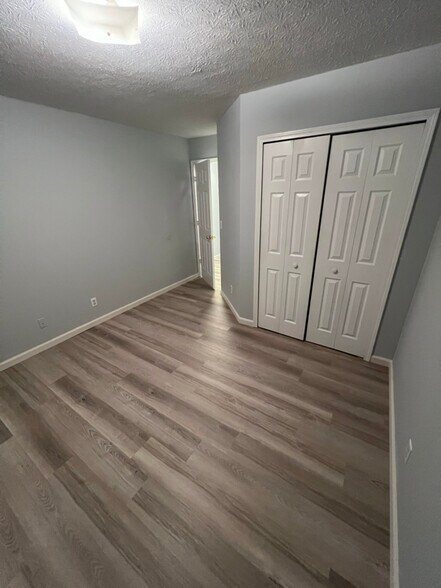 Building Photo - 3906 Deer Trail