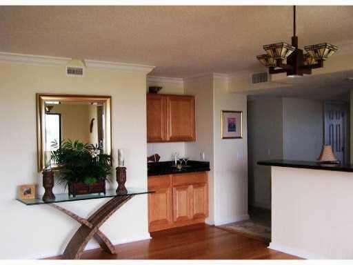 Building Photo - 155 Jimmy Buffett Mem Hwy