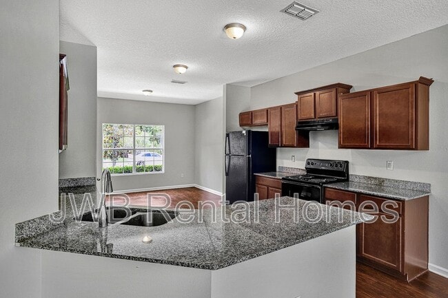 Building Photo - 12271 Harts Rd