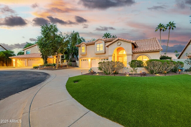 Building Photo - 16809 S 33rd Way