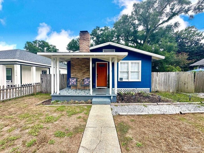 Primary Photo - 1515 E Belmont St