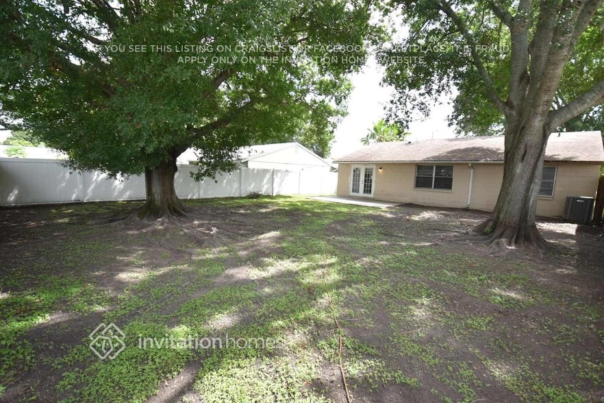 Building Photo - 12702 Sybila Pl