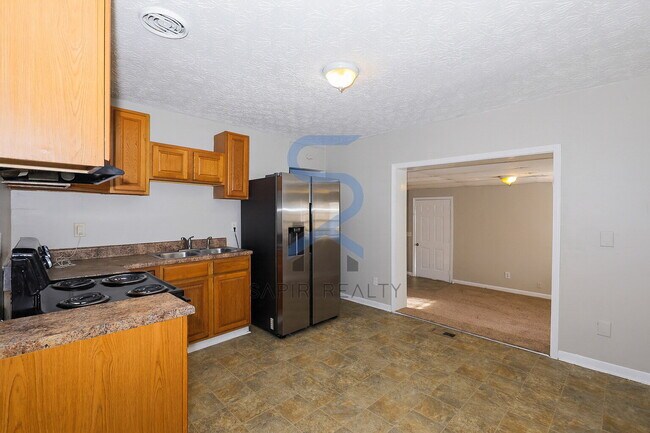 Building Photo - Move in before December 31st and get $100 OFF your rent for the first 3 months — PLUS a $250 Amaz...