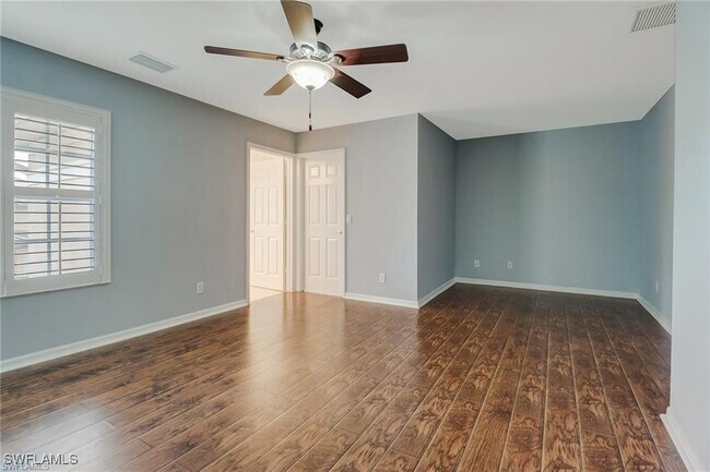 Building Photo - 9801 Foxhall Way