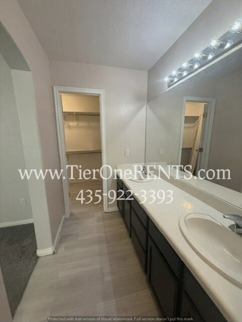 Building Photo - NO DEPOSIT option available for qualified renters with Obligo