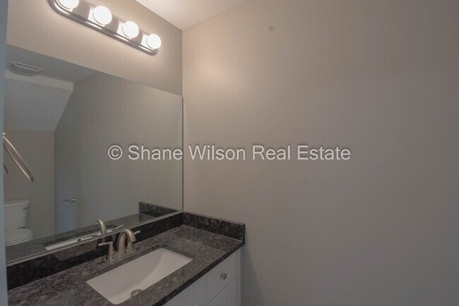 Building Photo - 3259 Chattanooga Rd