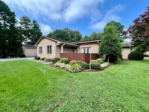 Building Photo - Beaver Creek 3 Bedroom/2 Bathroom Condo