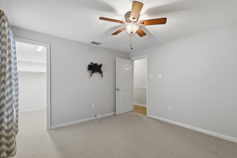 Building Photo - 408 Salisbury Rd