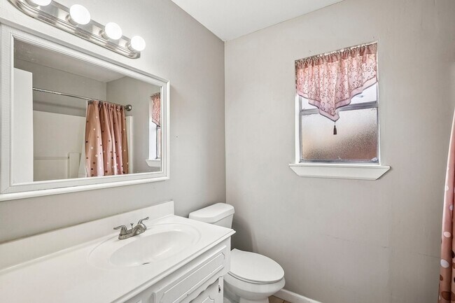 Building Photo - 4202 Townes Forest Rd