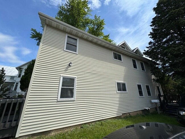 Building Photo - 116 North St