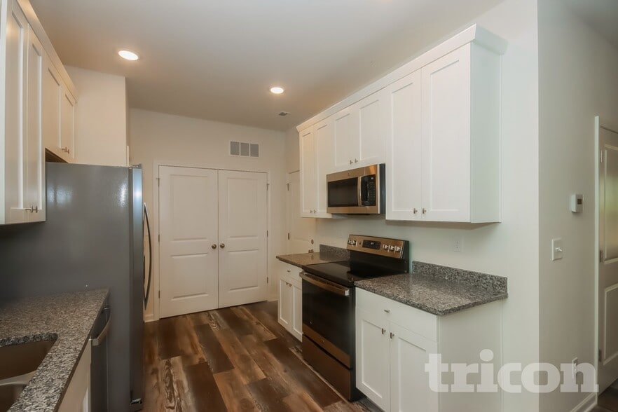 Building Photo - 109 Sunwood Ct