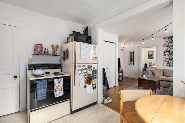 Building Photo - 407 N Ashley St