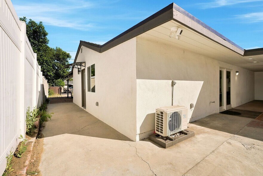 Building Photo - 14063 Herron St