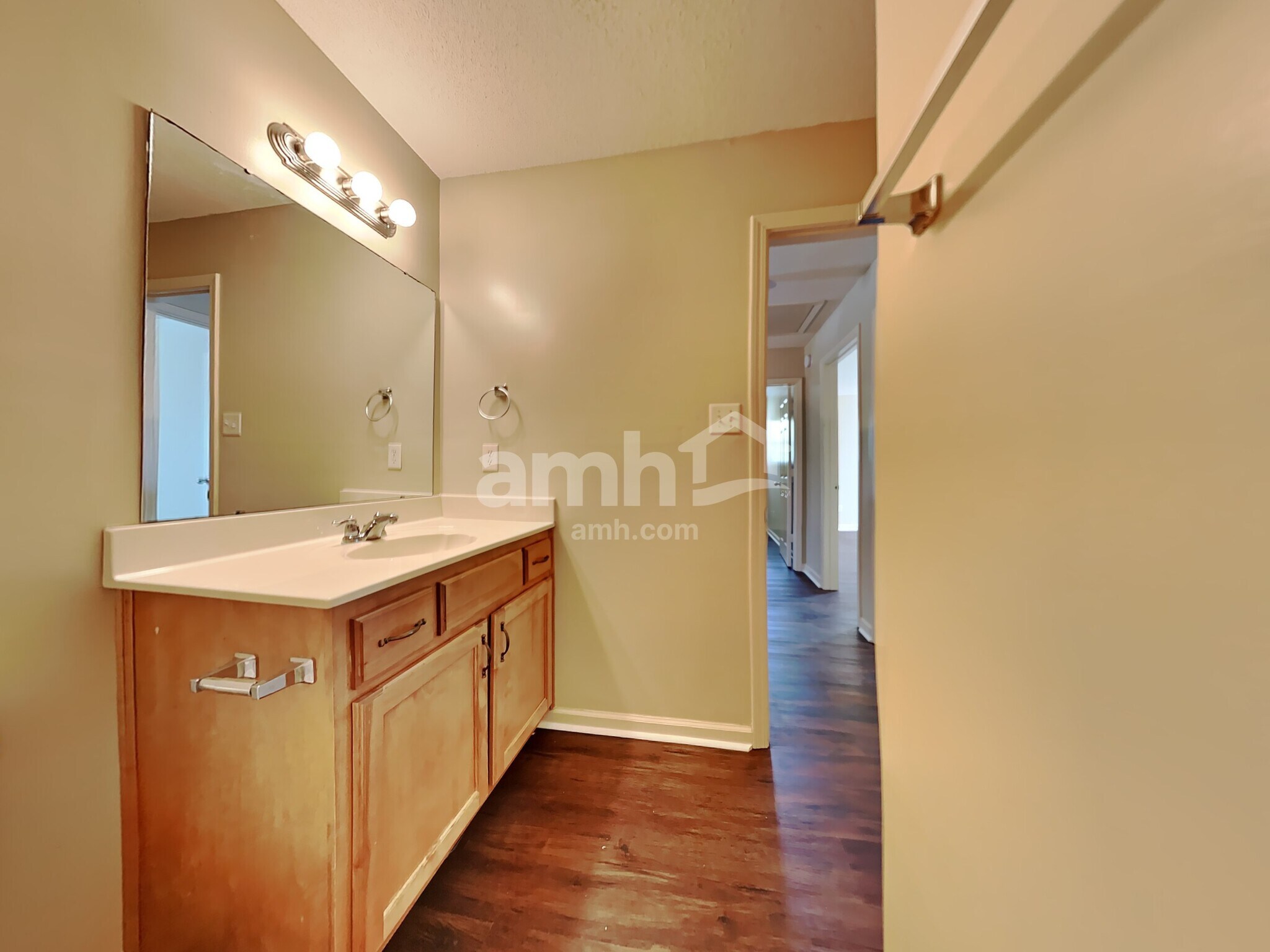 Building Photo - 7343 Hampton Valley Cv