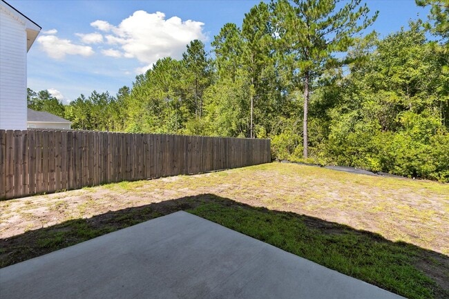 Building Photo - 115 Fridley Ln