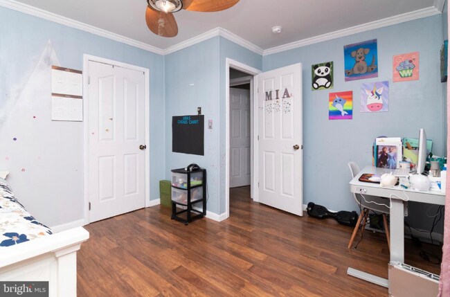 Building Photo - 44 Lexington Dr