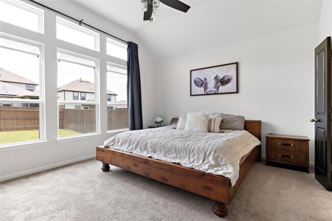 Building Photo - 5837 Bianca Dr