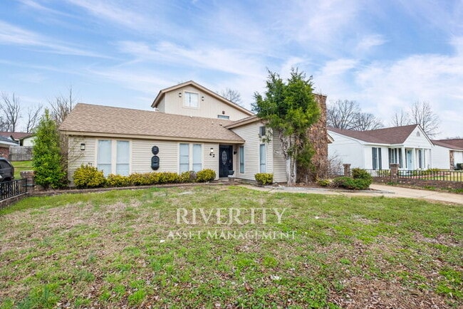 Building Photo - 42 Bonita Dr