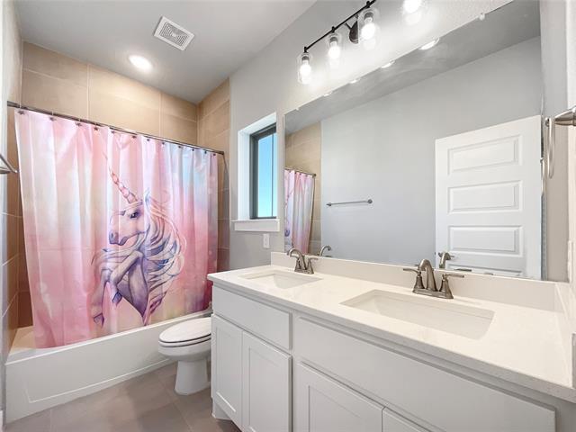 Building Photo - 5910 Enclave Dr