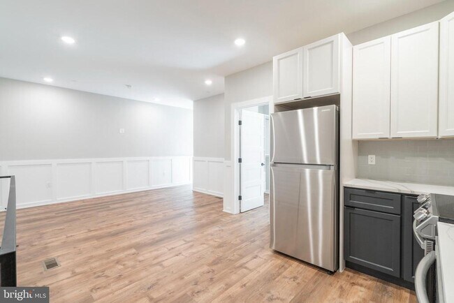 Building Photo - 435 N 35th St