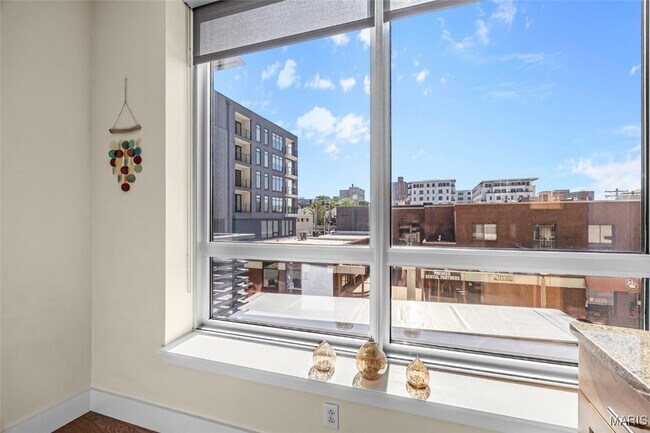 Building Photo - 9 N Euclid Ave