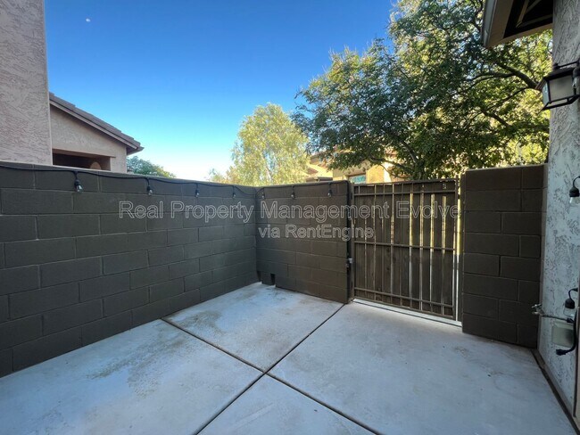 Building Photo - 21160 N 36th Pl