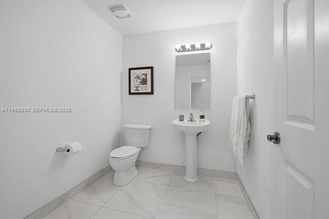 Building Photo - 8390 SW 72nd Ave