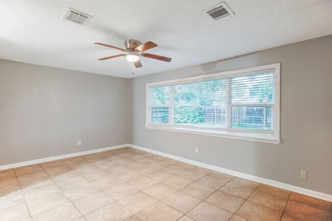 Building Photo - 11511 Grapewood Ct