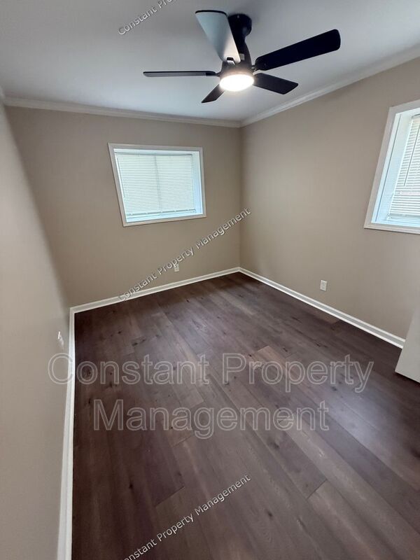 Building Photo - 4237 Ayers Rd