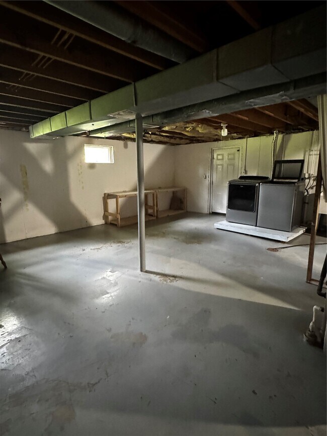 Building Photo - 12 Deer Trail
