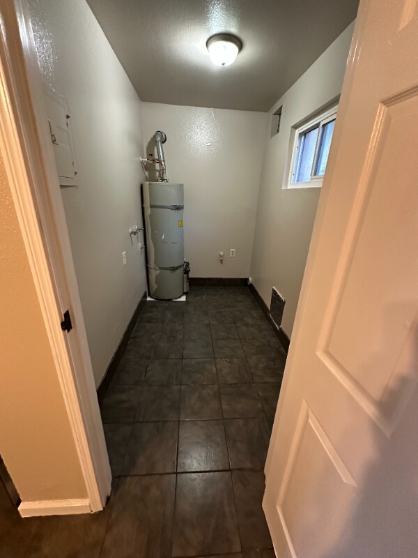 Building Photo - 10275 Mills Station Rd