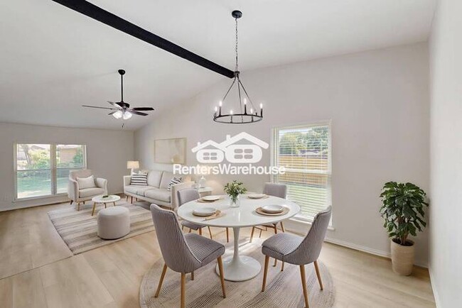 Building Photo - MOVE IN READY - 3BED/2BATH -  PLANO TEXAS