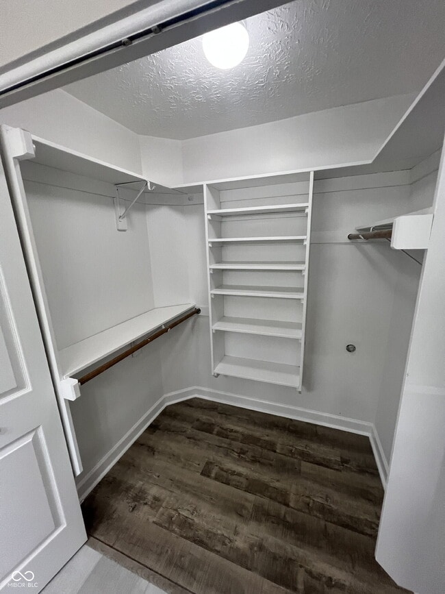 Building Photo - 2611 N Delaware St