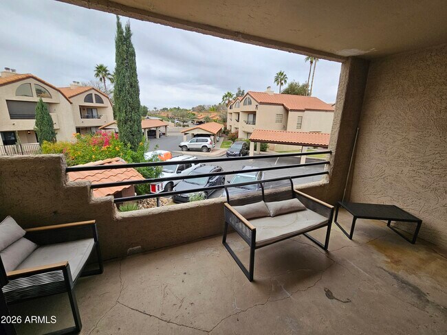 Building Photo - 10301 N 70th St