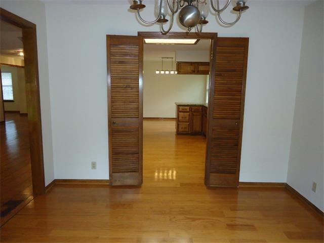 Building Photo - 9903 Grand Oak Dr