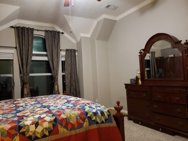 Building Photo - 5406 Everhart Manor Ln