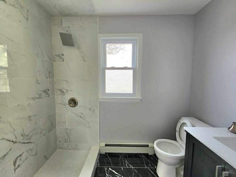 Building Photo - 147 McAdoo Ave