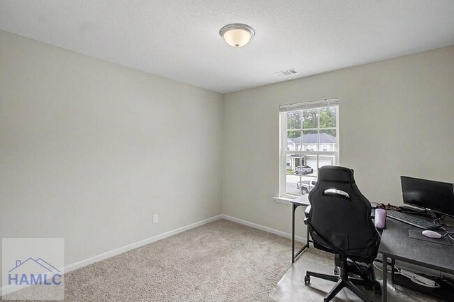 Building Photo - 14 Herty Ln