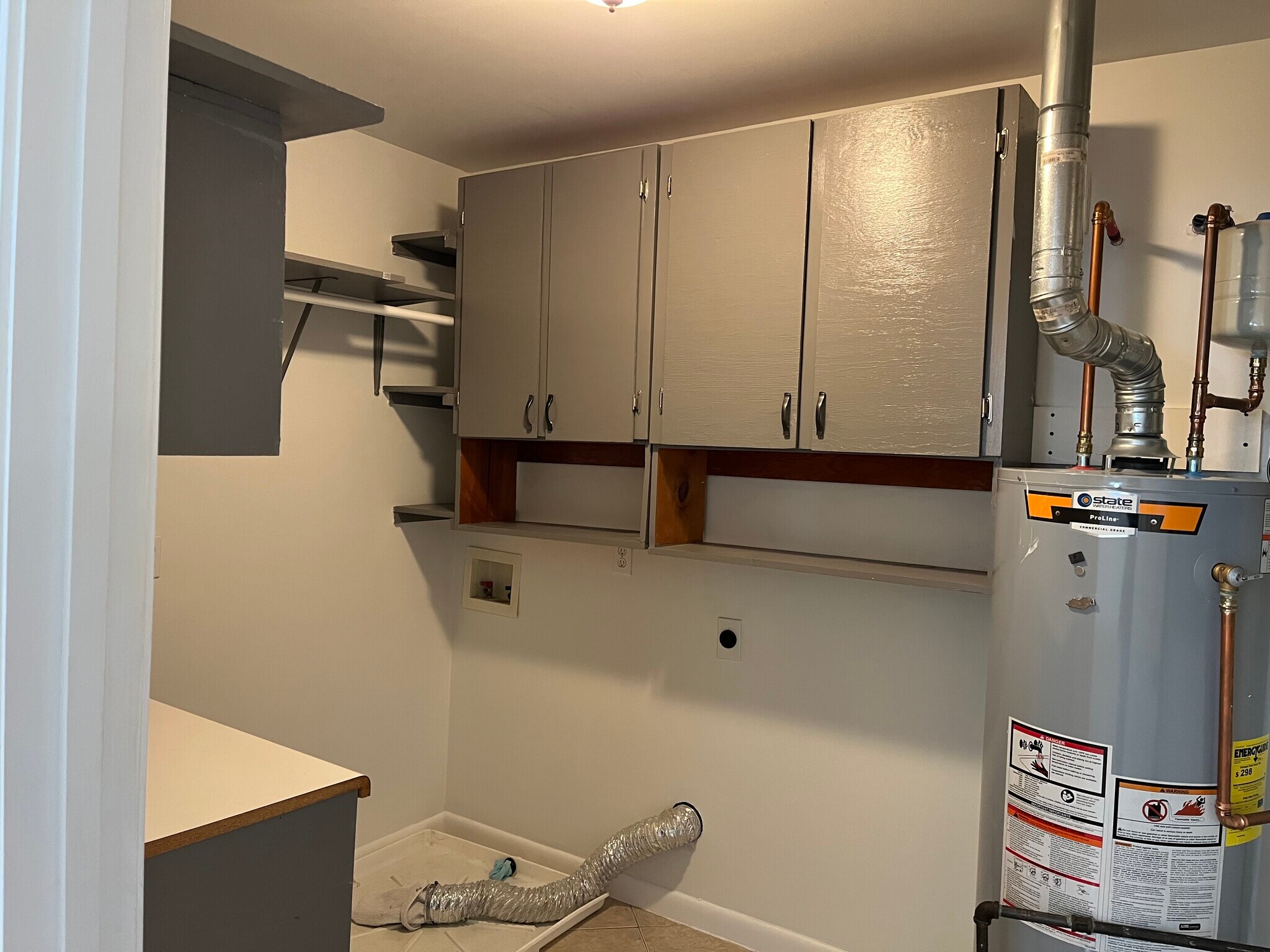 Laundry room - 2101 Jade Dr