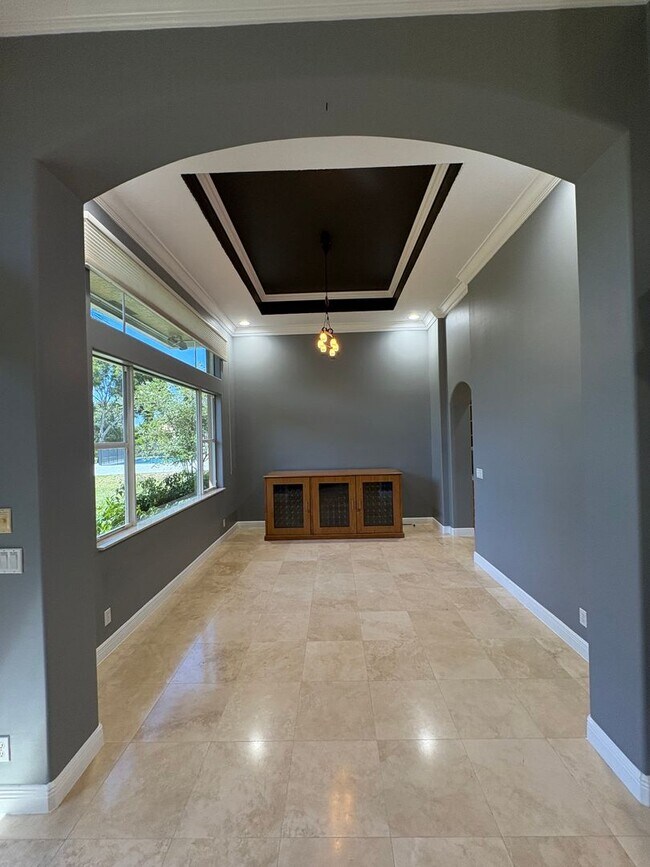 Building Photo - Spacious 3/3.5 3 car garage home in Palm City