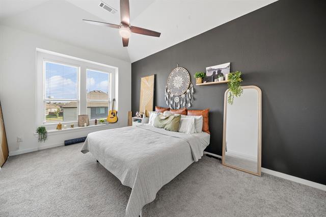 Building Photo - 1136 Queensdown Wy