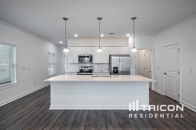 Building Photo - 124 E Rdg Wy