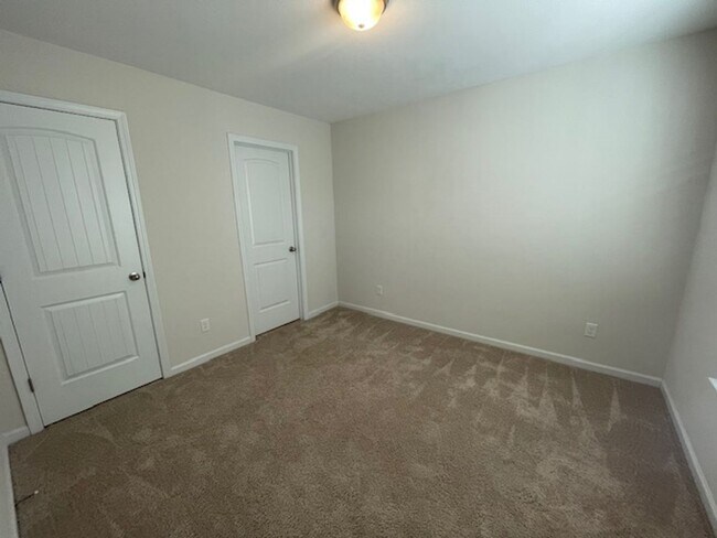 Building Photo - 959 Madrid Court- The Townhomes at Chukker...