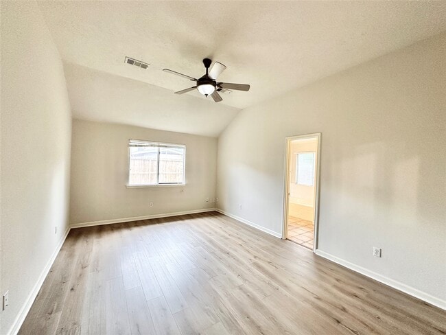 Building Photo - 3907 Crystal Pass Ct
