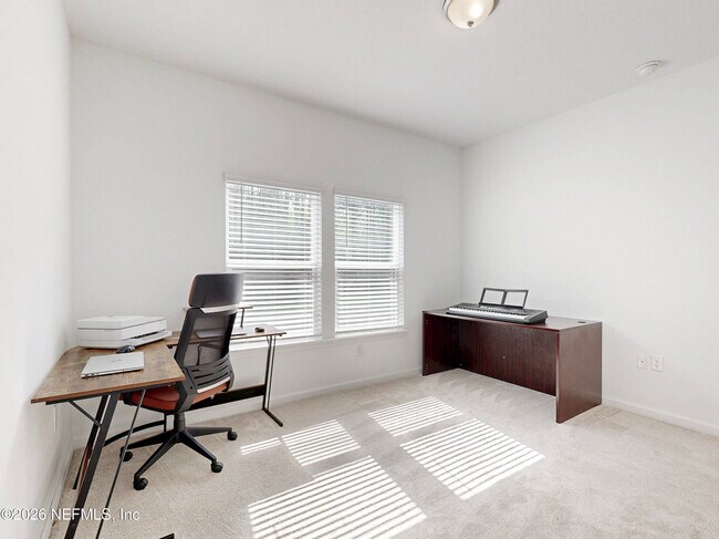 Building Photo - 401 Archstone Wy